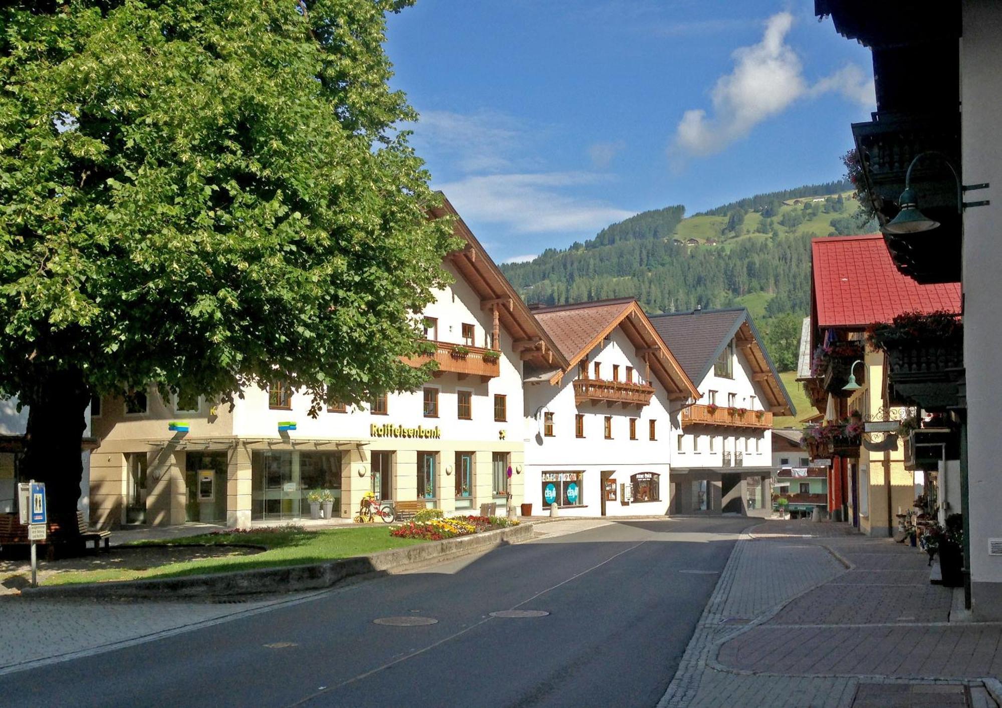 Ferienwohnungen Kirchweger Wagrain Exterior photo